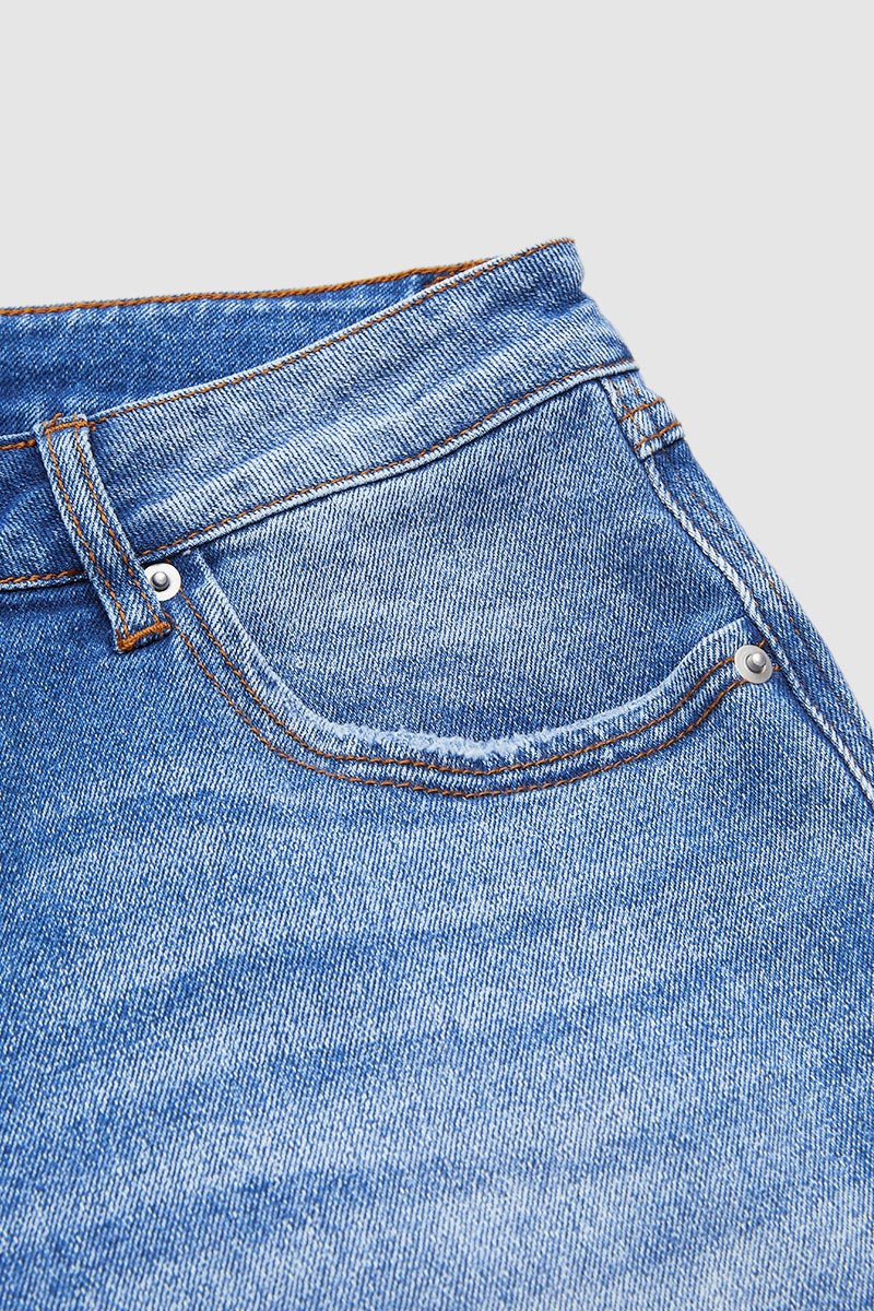 Lara | Vysoce elastické džíny s mid waist a rovnými nohavicemi