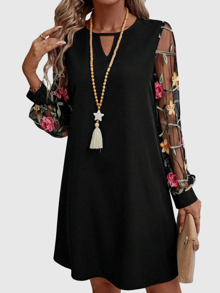 Jolanta | Elegantní šaty s výstřihem do V